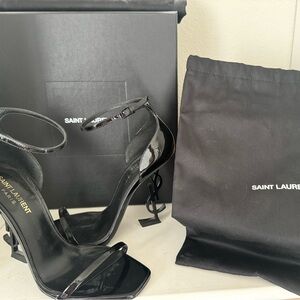 YSL BLACK PATENT HEELS!!!! Used twice! Brand NEW! The size is 38